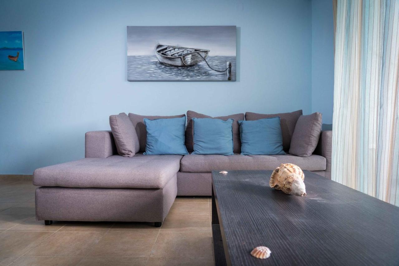 Seaside Apartments Калои Лименес Екстериор снимка